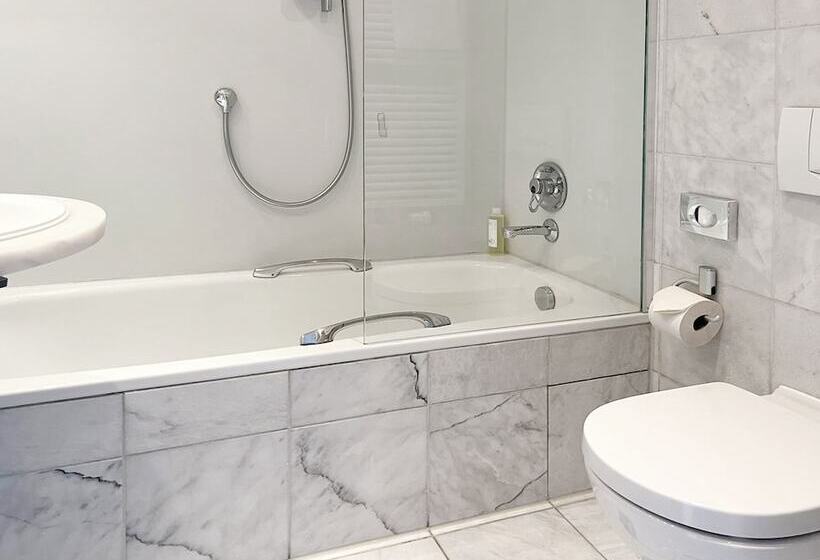 Номер Стандарт, Dormero Hotel Bargenturm Lüneburg