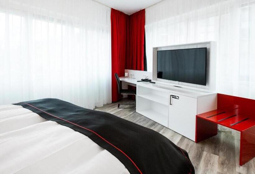 Номер Superior, Dormero Hotel Hannover Langenhagen Airport