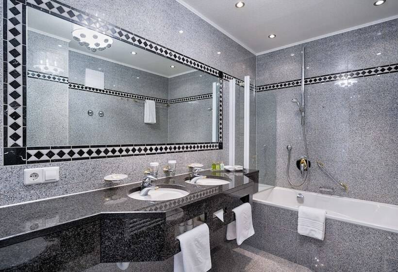古典房间, Parkhotel Adler