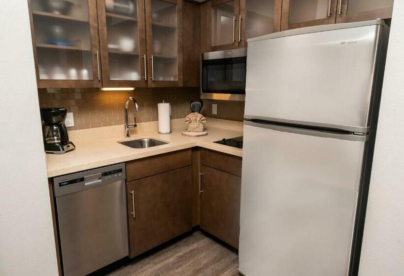 带大床的复式套间, Staybridge Suites Coeur D Alene, An Ihg