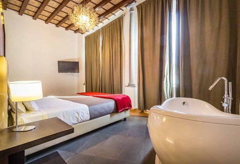سوییت با چشم‌انداز باغ, La Scaletta Al Ponte Vecchio