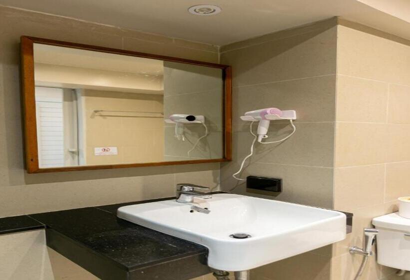Quarto Superior, A Room Bangkok Sathorn