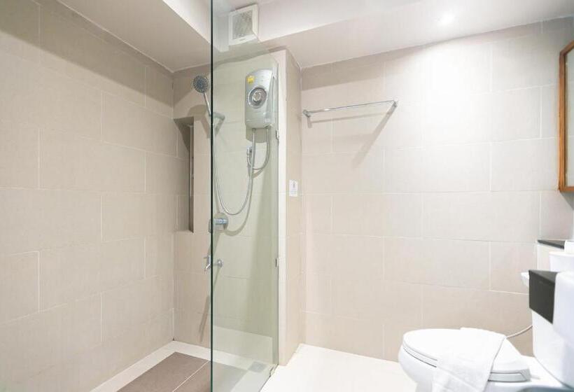 Quarto Deluxe, A Room Bangkok Sathorn