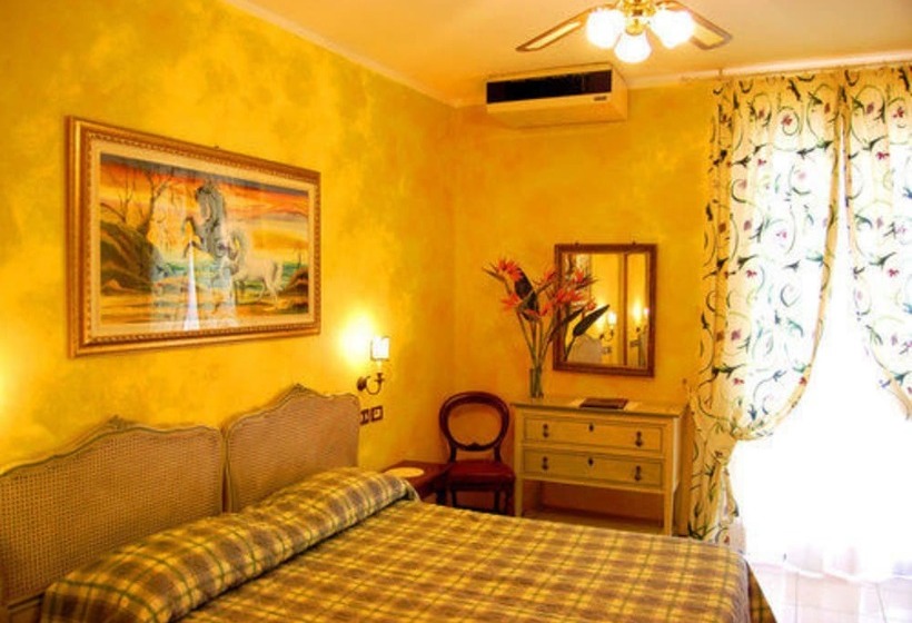 Quarto Estandar, Porto Roca