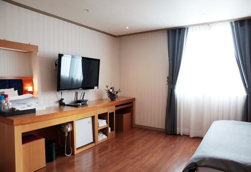 اتاق استاندارد, La Belle Hotel In Tongyeong