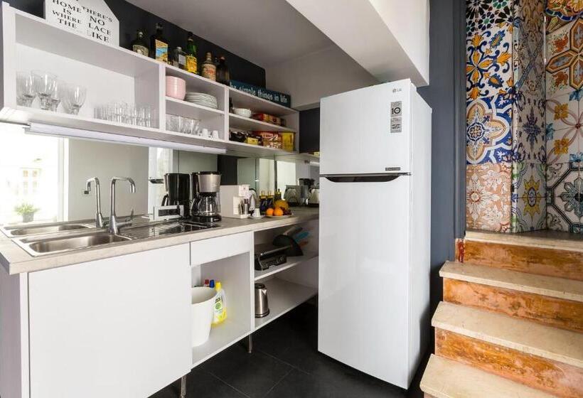 Номер Basic, Annunziata Urban Den By Loc Hospitality
