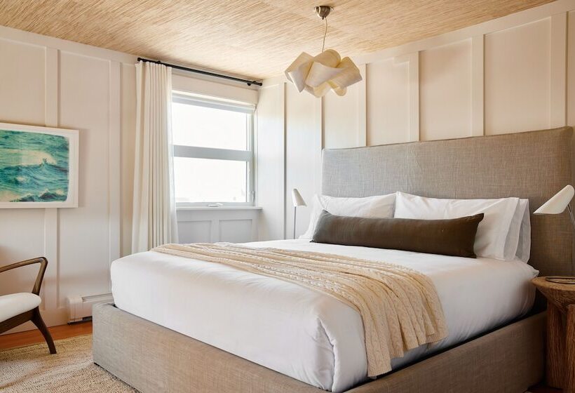 سوئیت با تخت بزرگ, Block Island Beach House