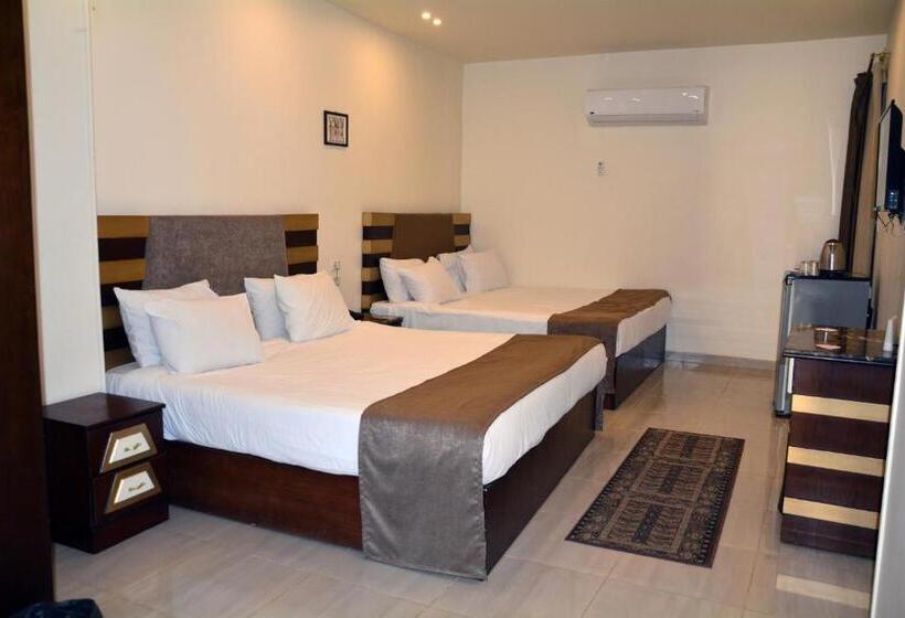 سوییت خانوادگی, Giza Pyramids View Inn