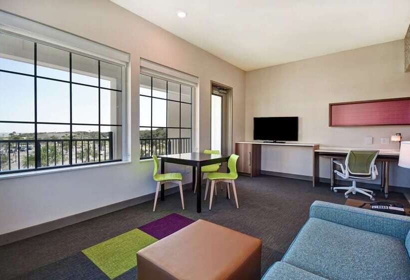 스위트 킹사이즈 침대, Home2 Suites By Hilton Jekyll Island