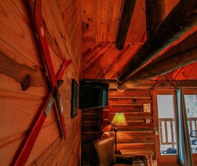 Standard Single Room Single Bed, Judith Mountain Lodge