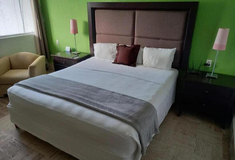 Quarto Estandar Cama King, Nirvana Hotel   Cancun Hotel Zone