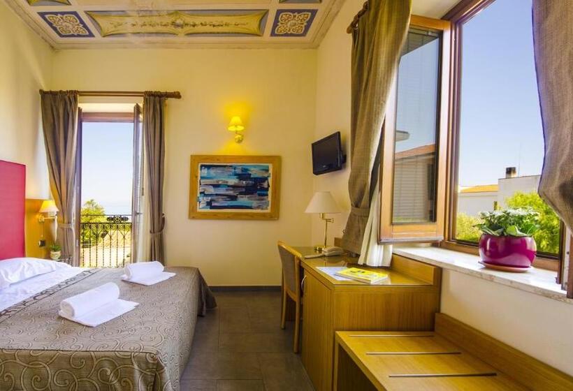 Номер Стандарт Вид на Море, Villa Margherita