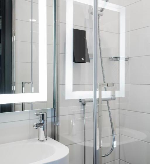 اتاق استاندارد یک نفره, Thon Hotel Astoria