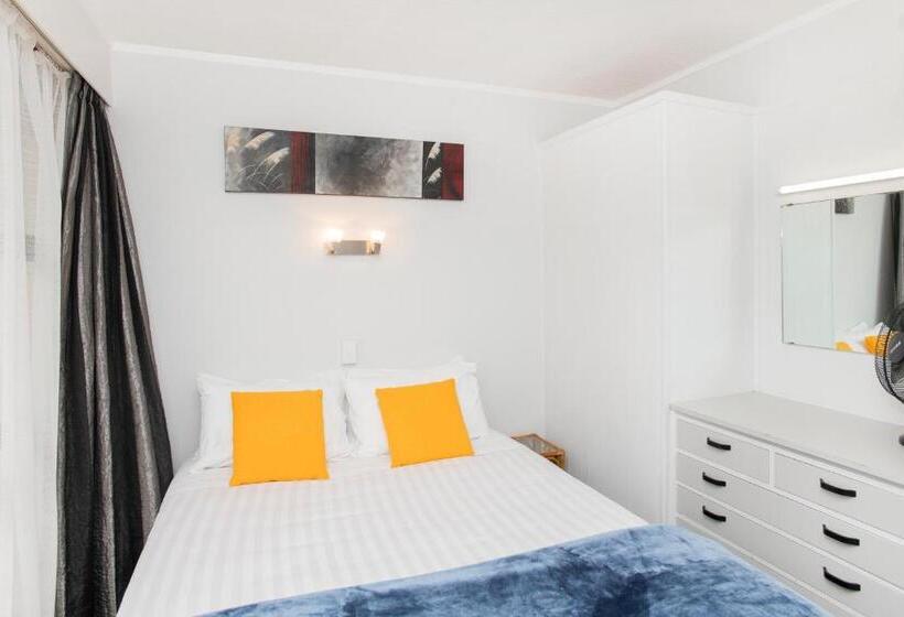 Family Suite, Waikanae Beach Motel