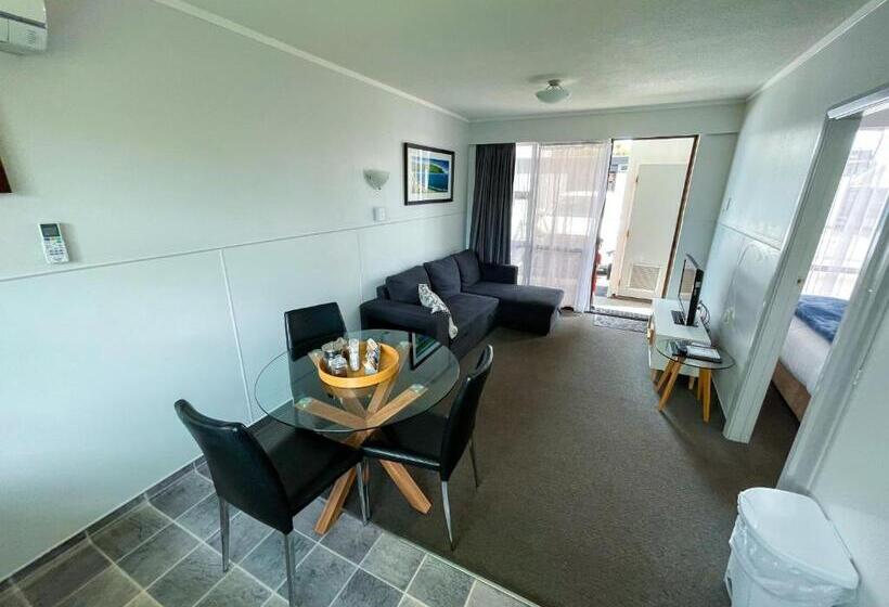 Апартаменты 1 Спальня, Waikanae Beach Motel