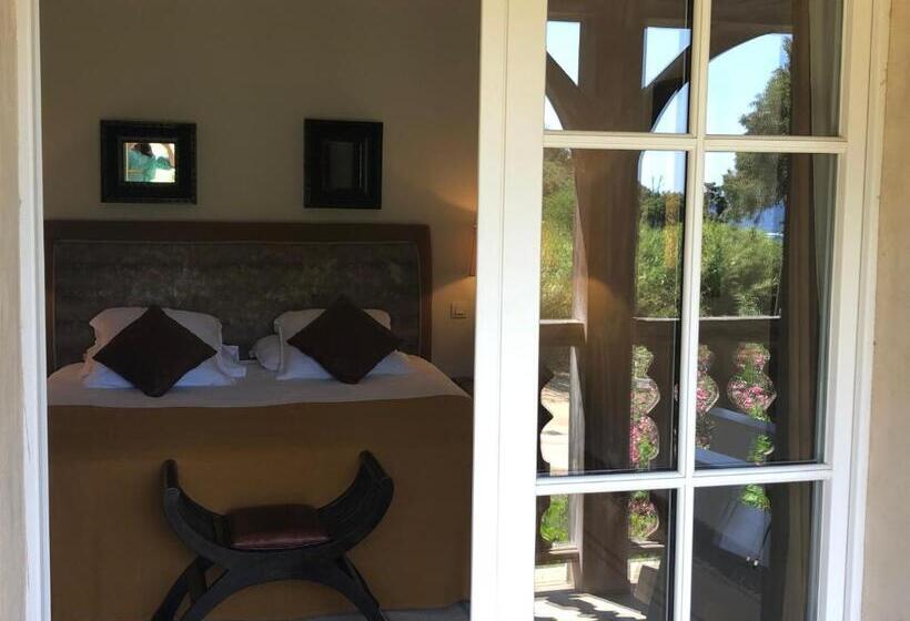 Quarto Deluxe Vista Mar com Sacada, Le Clos Des Sept Palmiers