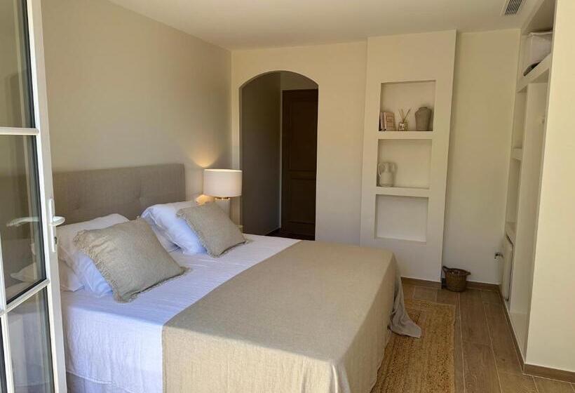 Quarto Superior Vista Mar com Varanda, Le Clos Des Sept Palmiers