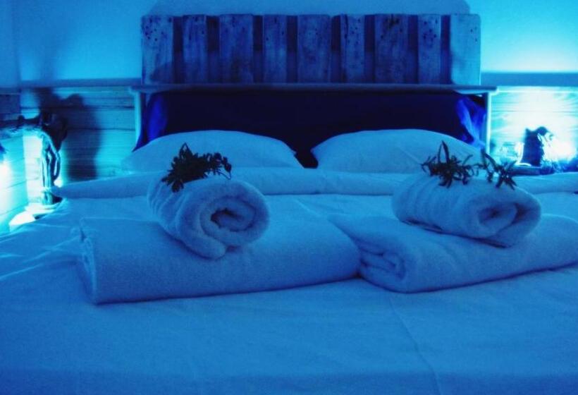 اتاق استاندارد با سرویس بهداشتی مشترک, Guesthouse Ca Artù