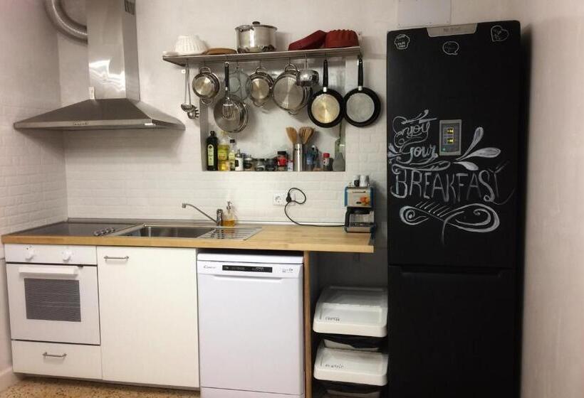 اتاق استاندارد با سرویس بهداشتی مشترک, Guesthouse Ca Artù