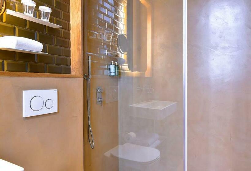اتاق خانوادگی, My Story Hotel Figueira