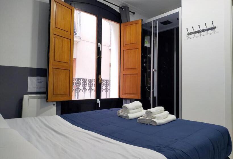 Номер Economy, Flats Friends Plaza De La Reina