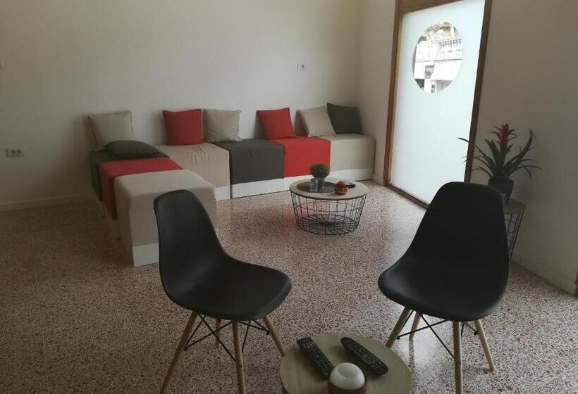 Кровать в Общей Комнате, Trevejo Hostel