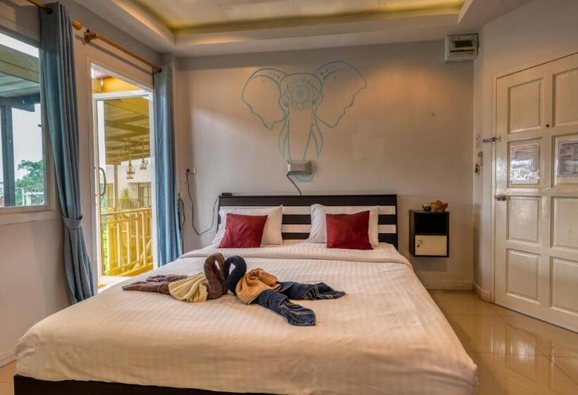 Номер Deluxe с Балконом, Lemon Loft Boutique Room