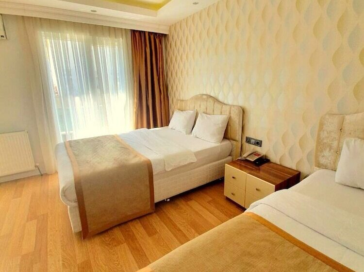 Номер Стандарт Трехместный, Safran City Hotel&spa Cafe&bar