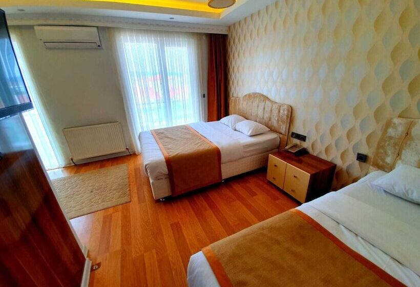 Номер Стандарт Трехместный, Safran City Hotel&spa Cafe&bar
