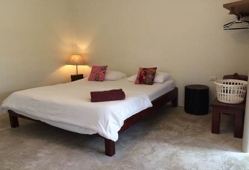 اتاق استاندارد, Fern House Retreat