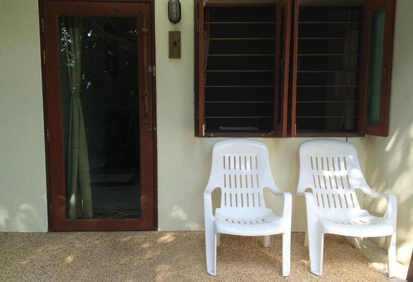 اتاق استاندارد, Fern House Retreat