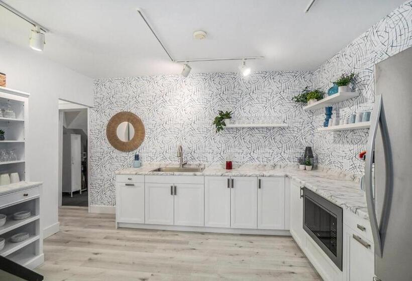 Апартаменты 1 Спальня, Waters View Inn