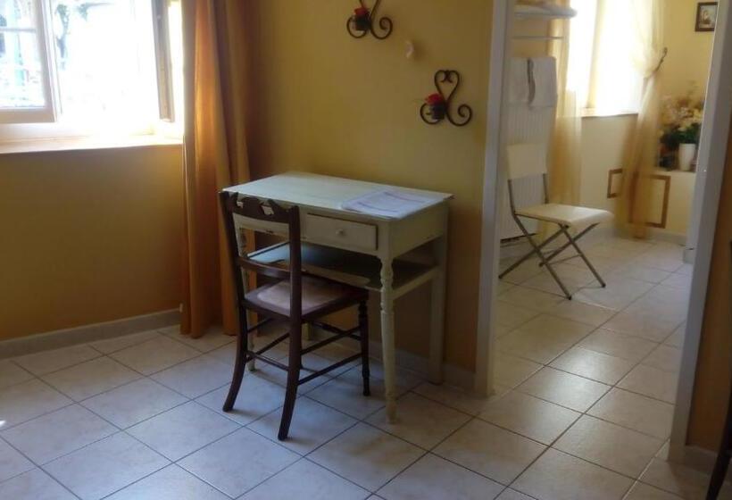 Семейный Номер, Au Coeur De Rennes Chambres D Hôtes