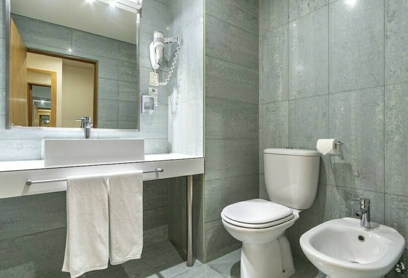 Номер Стандарт, The Azoriani Boutique, Ascend Hotel Collection