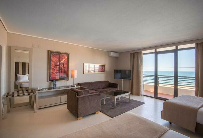 Полулюкс Вид на Море, Vila Gale Ampalius