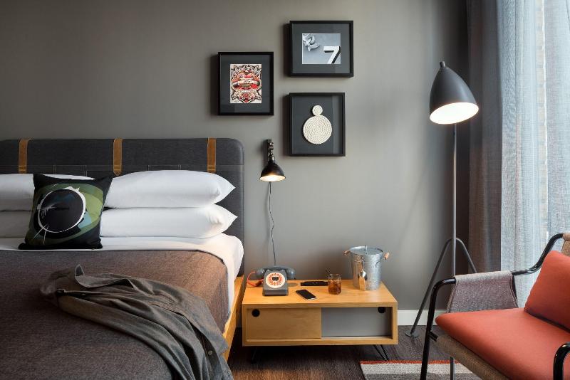 Номер Стандартный Кровать Куин, Moxy San Diego Gaslamp Quarter