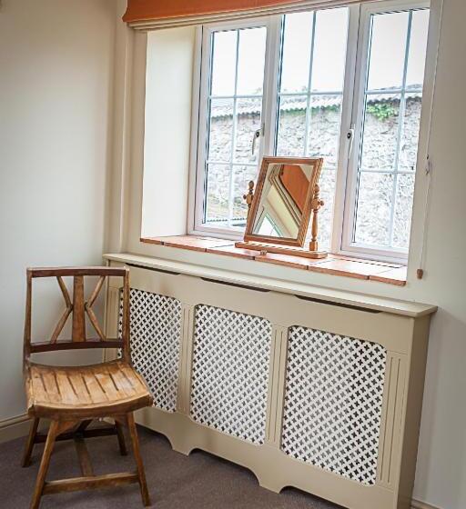 اتاق استاندارد با چشم‌انداز باغ, Stoodleigh Court Coach House