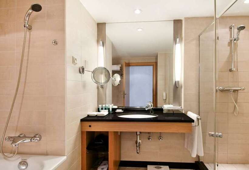 패밀리 룸, Doubletree By Hilton Afyonkarahisar