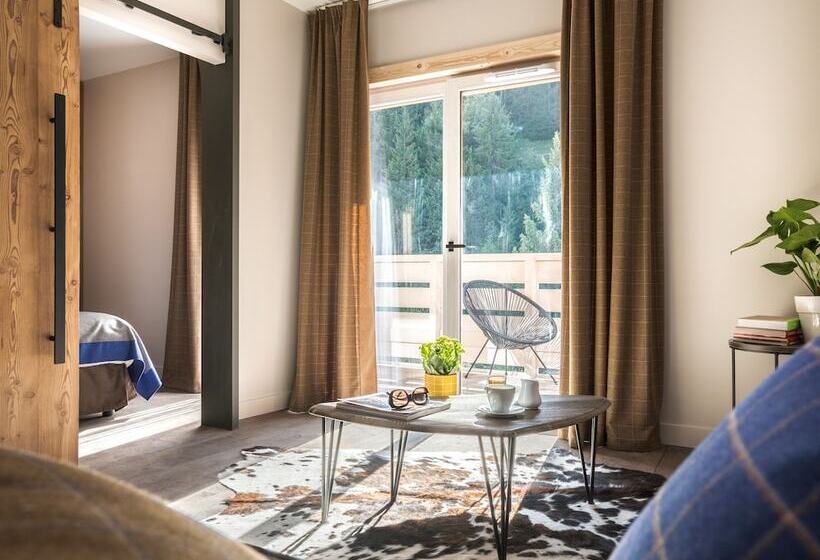 Люкс Superior, Ecrin Blanc Resort Courchevel   Aquapark