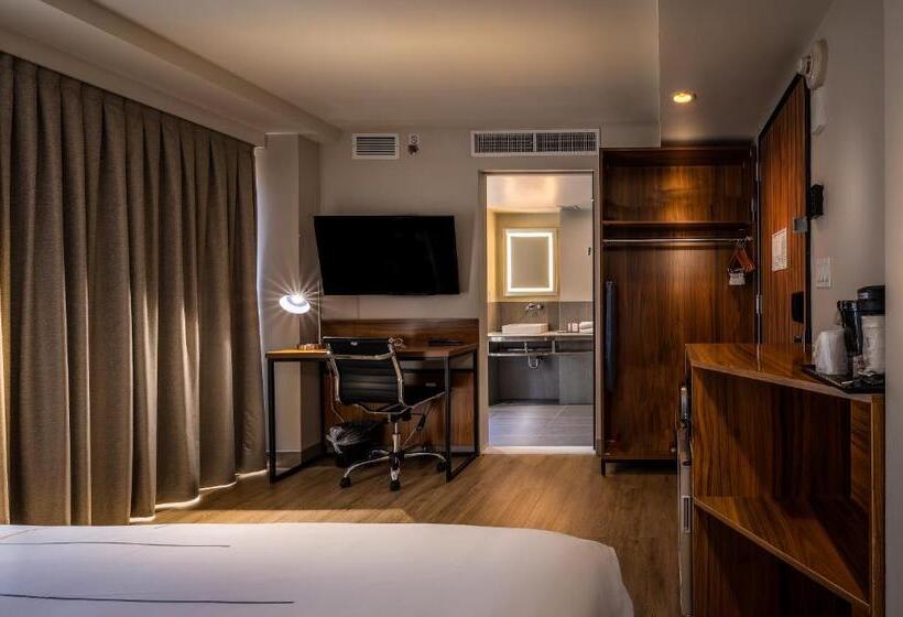 اتاق پرمیوم, La Quinta By Wyndham Time Square South