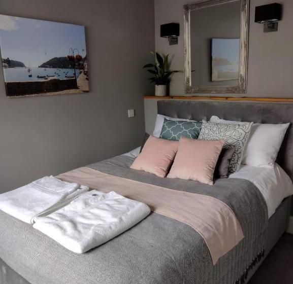 Quarto Deluxe, Millpool House