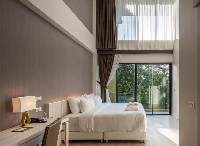 Полулюкс Вид на Сад, T Rex Buriram Boutique Hotel New Hotel In Buriram