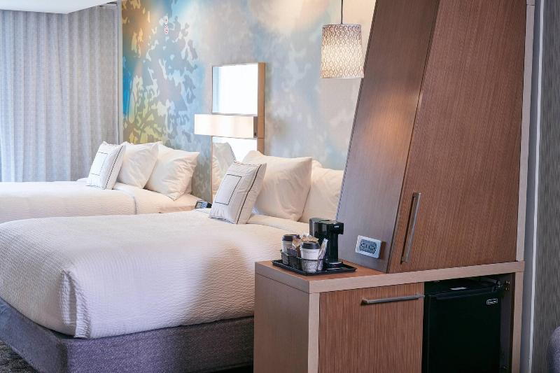 Люкс Кровать Квин, Courtyard By Marriott Jackson