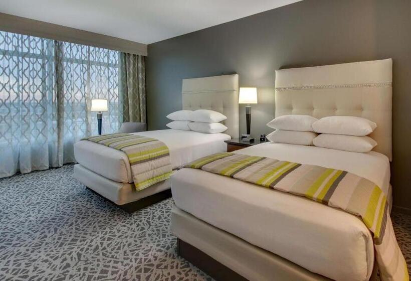 Номер Deluxe, Drury Plaza Hotel Dallas Richardson