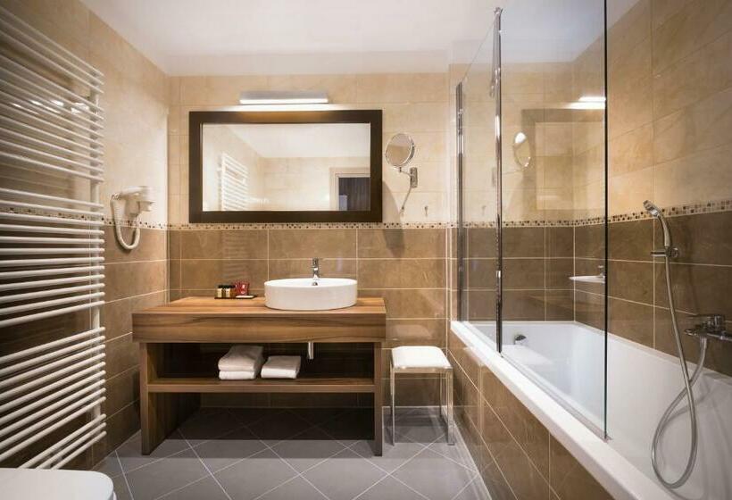 اتاق استاندارد, Remisens Casa Rosa   Hotel Metropol Annexe