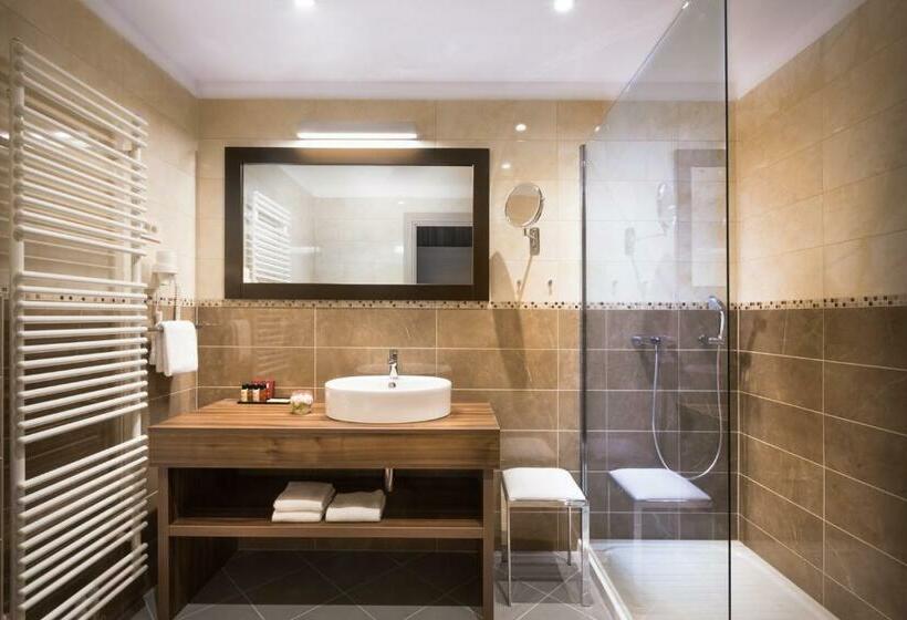 اتاق راحتی با چشم‌انداز دریا, Remisens Casa Rosa   Hotel Metropol Annexe