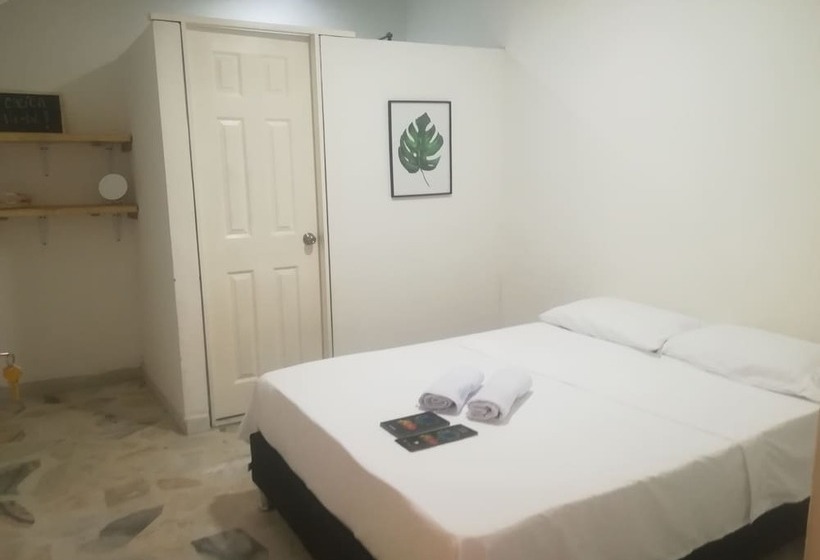 이코노미 룸, Cacica Hostel