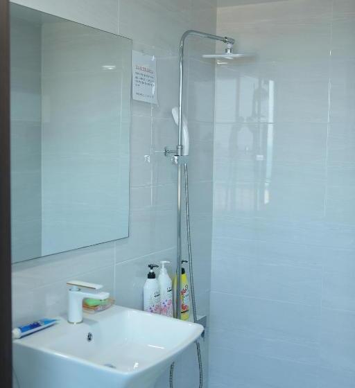 Family Suite, Mangsang Beach Pension