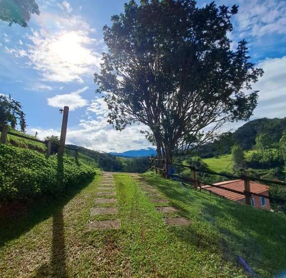 샬레, Pousada Vale Das Araucárias