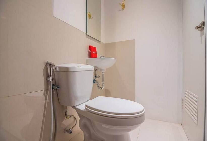 Номер Стандарт, Reddoorz Near Taman Rejomulyo